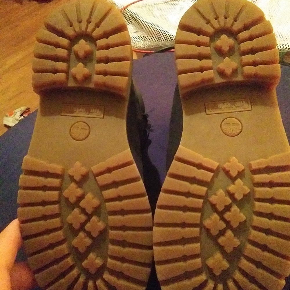 timberland boots Youth Size 2.5m